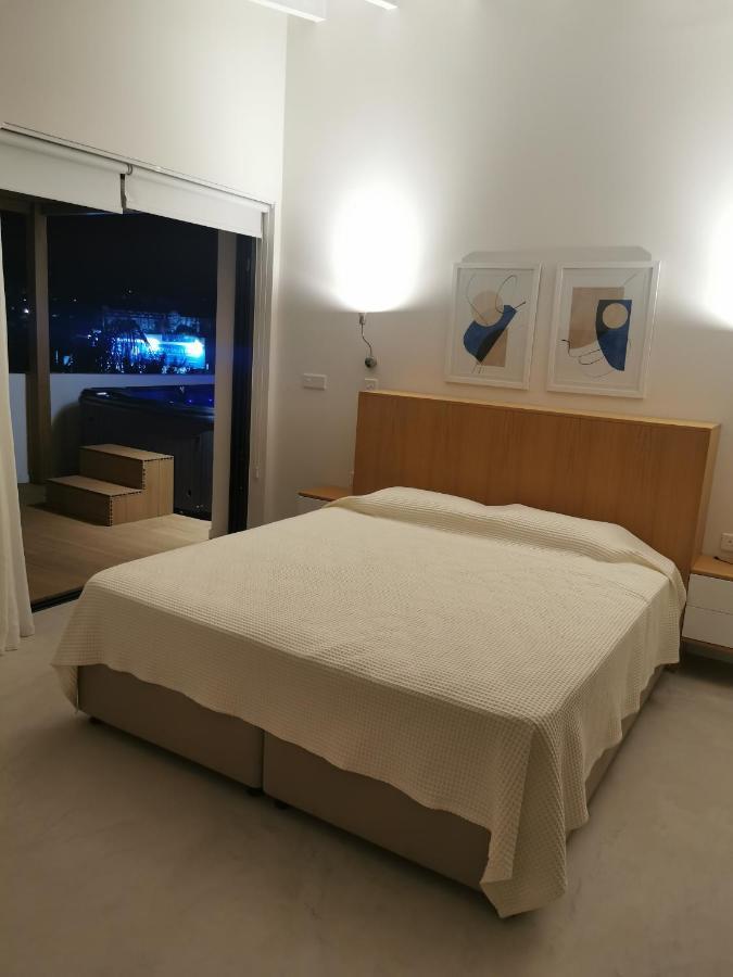Y & P Latchi Hotel Eksteriør bilde