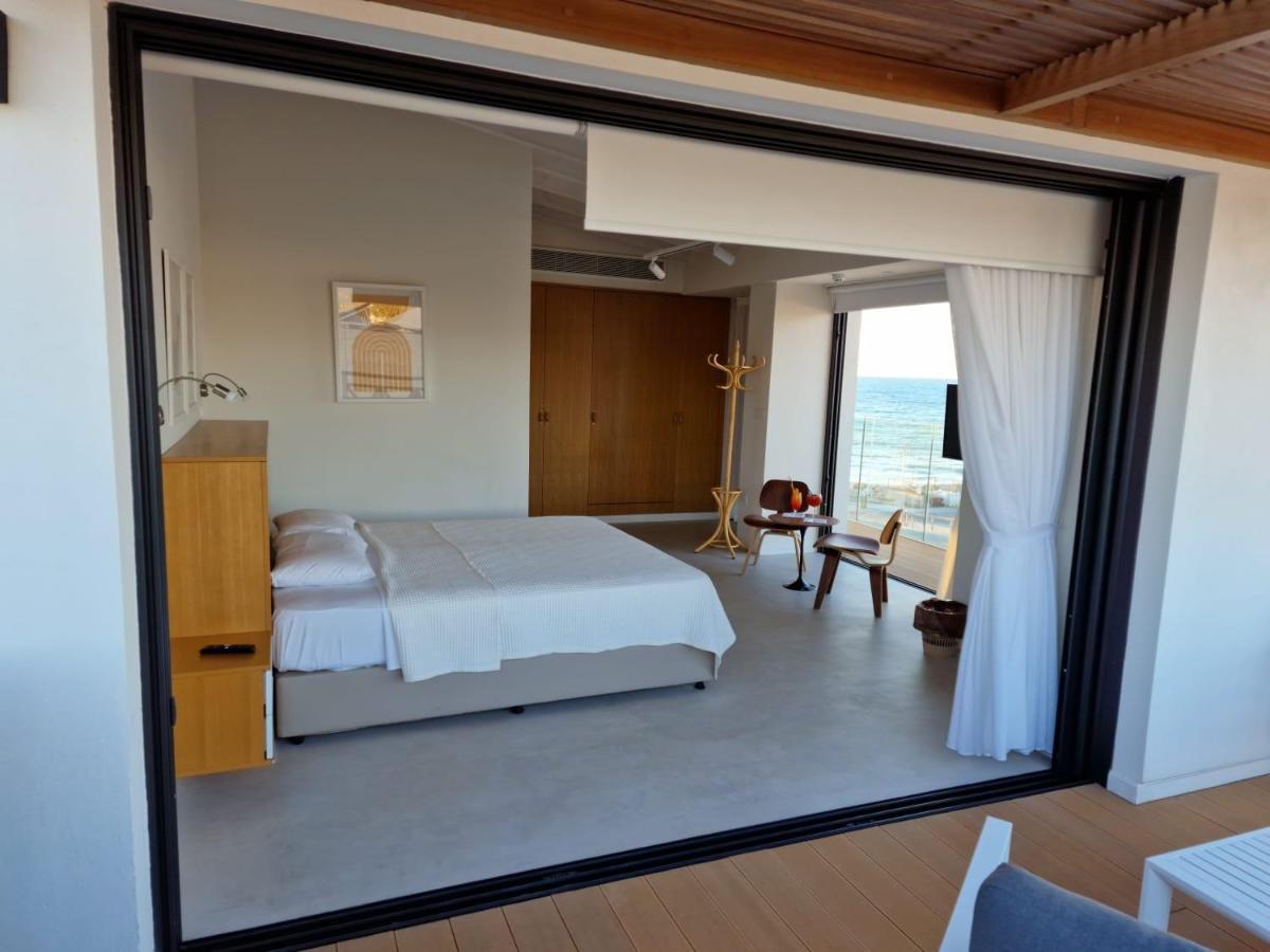 Y & P Latchi Hotel Eksteriør bilde