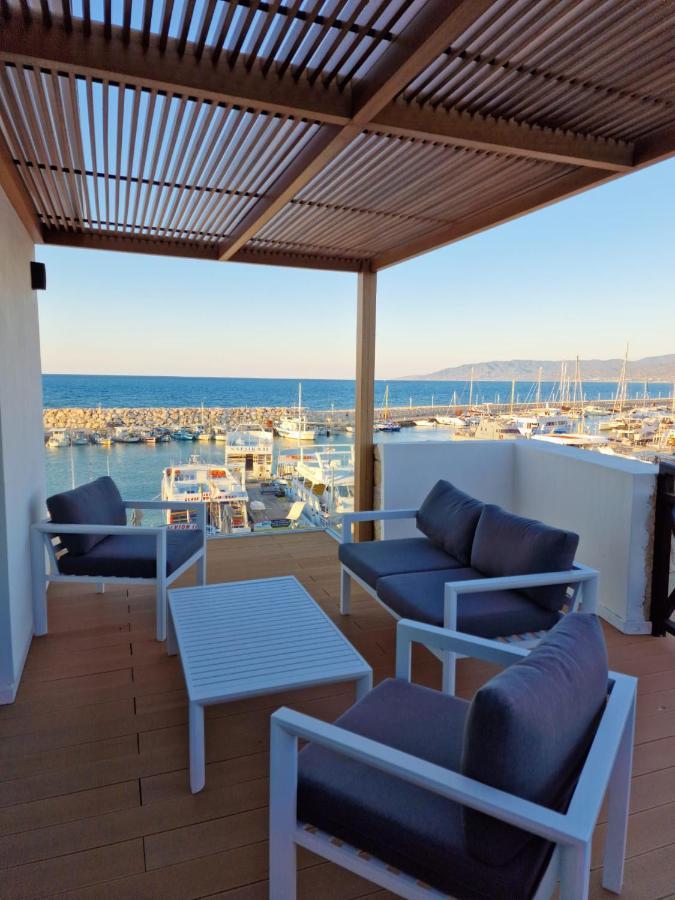 Y & P Latchi Hotel Eksteriør bilde