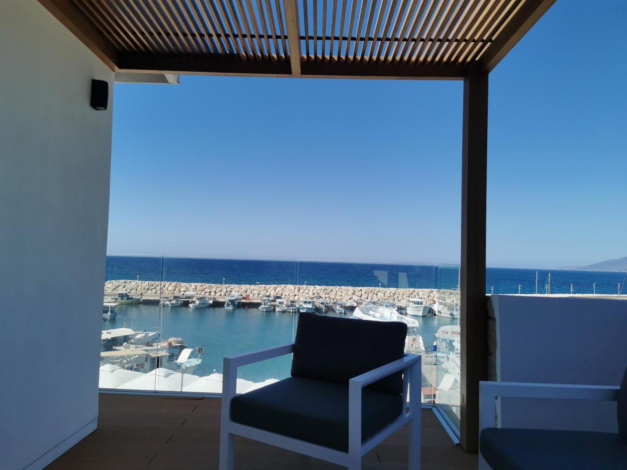 Y & P Latchi Hotel Rom bilde